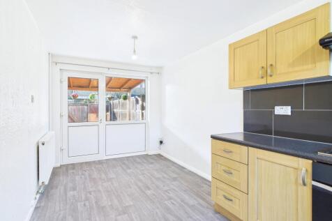 CAM01909G0-PR0440-STILL011