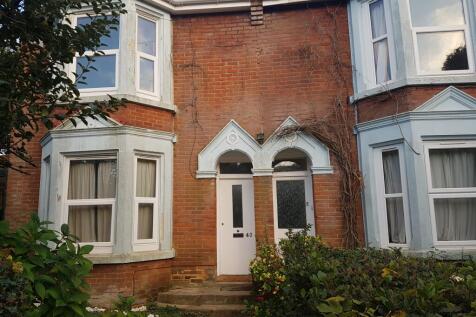 4-bed terraced on Church Lane, Highfield, £1,982/mo