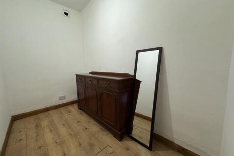 Photo 27-11-2025, 11 03 46 (1).jpg