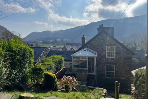 Views from Rear Garden.JPEG