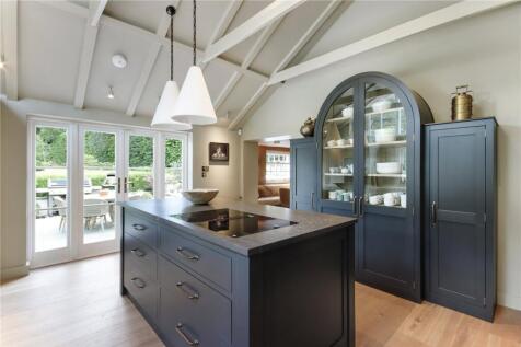 Kitchen/Breakfast Rm