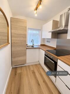 Hook Road, Surbiton, KT6 photo 4
