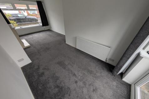 Highcroft Avenue, Blackpool, Lancashire, FY2 photo 4