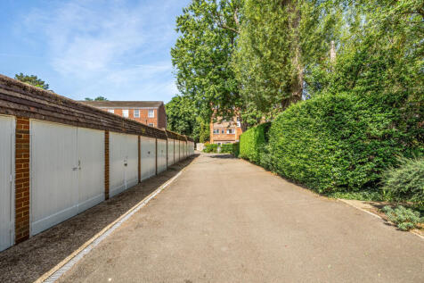 Garage Block