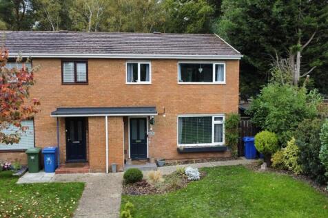 Sandhurst, GU47 - property photo