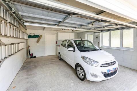 Double Garage