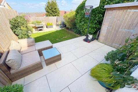 Seating areas in rear garden.jpg