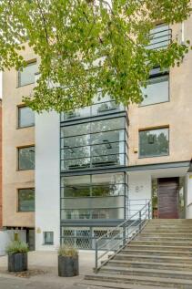 Notting Dale 28092022  High Res50.jpg