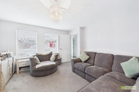 CAM02528G0-PR0421-STILL008