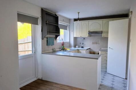 kitchen 2.jpg