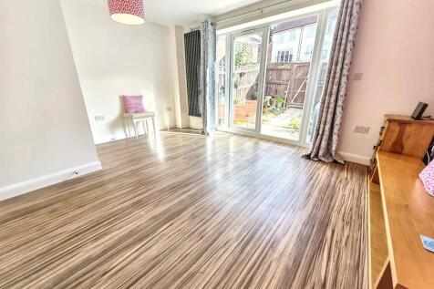 Underhay Close, Dawlish photo 3