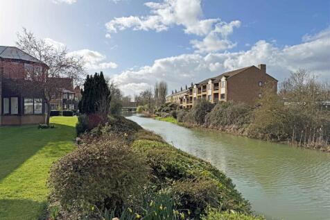 Gardens &amp; River