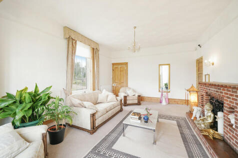 Croydon Farm, Low...