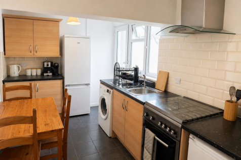 19, Friar's Road, Bangor photo 4