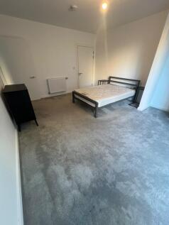 Bluebell Apartments, High Road, Wembley, Brent photo 4