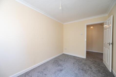 Flat 3 Gable Mews 23 9.jpg