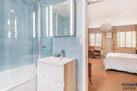 9f59b6b0-253a-41a...