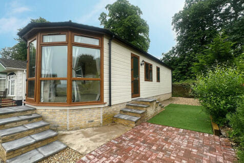 E36DF42E-1747-447...