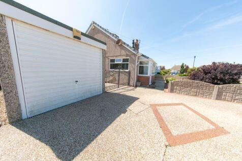 External garage