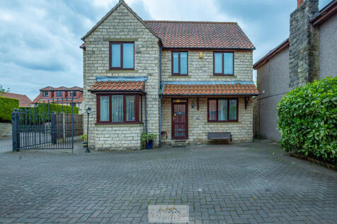 Front of house 1....