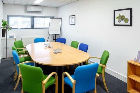 Office to rent Image 4