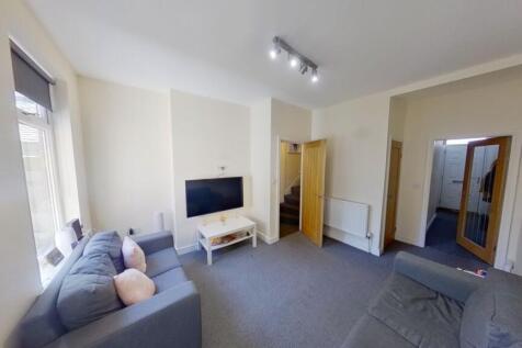 13 Ednaston Road, Nottingham, NG7 2JF photo 2