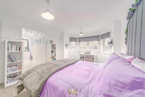 136 WILLIAM FITZGERALD WAY DUNDEE 151225 EDIT (20 