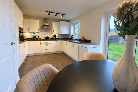 Cuckoo Road, Wixams, Bedford photo 5