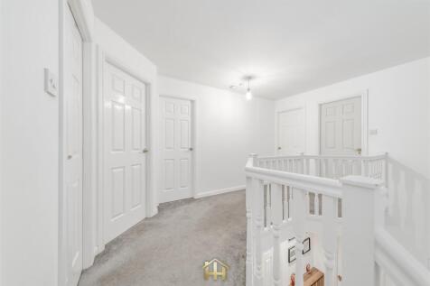 136 WILLIAM FITZGERALD WAY DUNDEE 151225 EDIT (57 