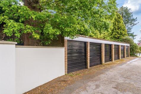 VICARAGE GATE MEWS (10).jpg