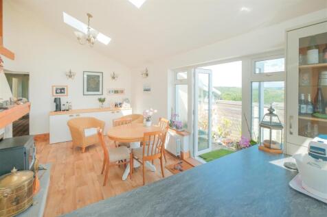 Parry_33 Protbyhan Road Looe-23.jpg