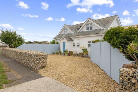 Front with driveway