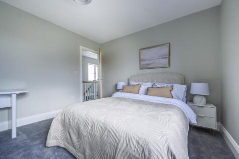 Bedroom 2 - EweMove Swindon South