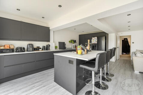 d1af21f7-1b9e-409...