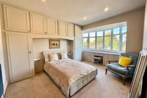 WhatsApp Image 2025-09-25 at 15.07.20.jpeg