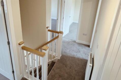 Appledore Slider 2.jpg