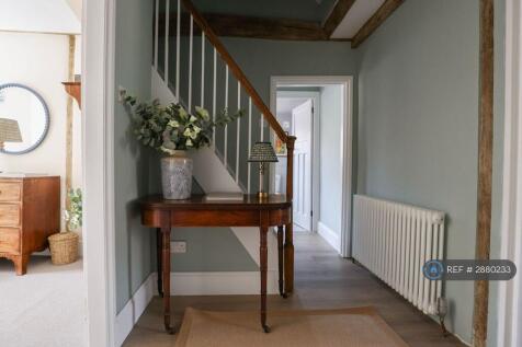 High Street, Harpenden, AL5 photo 3