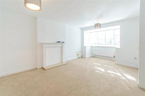 Florence Gardens, Thatcham, Berkshire, RG18 photo 3