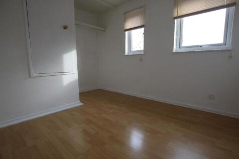 Bedroom 2.2.JPG