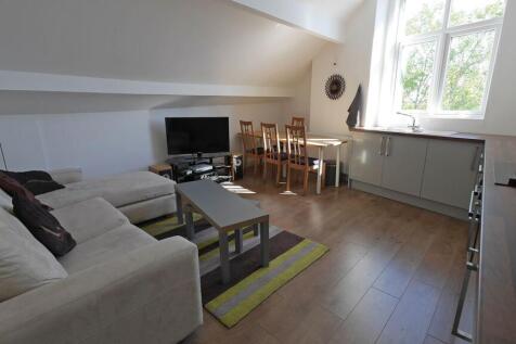 Living / Dining / Kitchen