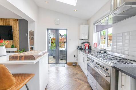 Kitchen 5