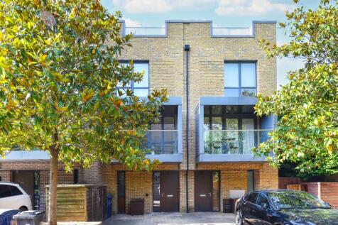 11 Sir Alexander  Close (18).JPG