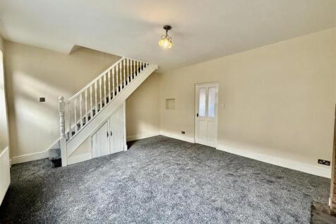Chapel Avenue, Burnopfield, Newcastle Upon Tyne photo 3