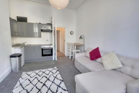Beach Road, Southsea FURNISHED photo 3