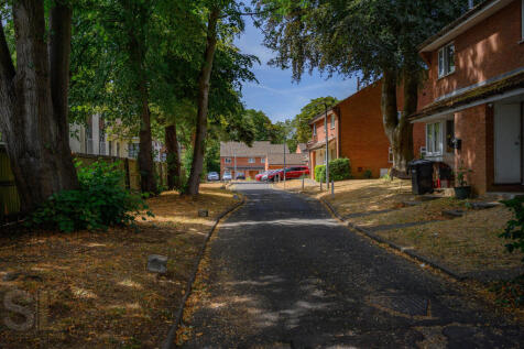 MoorlandGardensLuton_2648