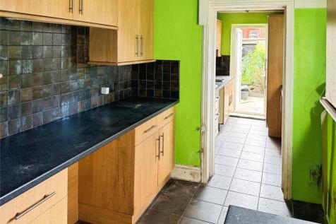 Kitchen / Utility