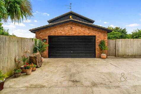 Catherine Drive, Hern Crabtree (41).jpeg