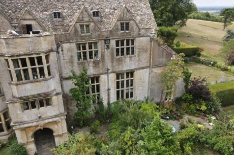 Woollas Hall