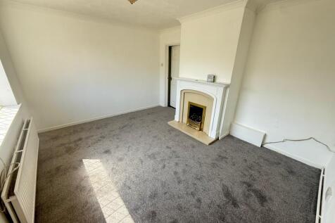 9 Lodges Close Lounge