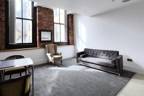 LOUNGE ANGLE